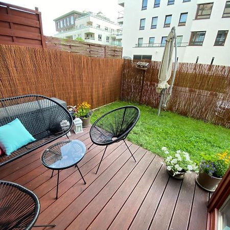 Blekitny Apartament - Wilanow Warszawa Exteriör bild