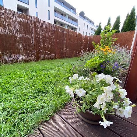 Blekitny Apartament - Wilanow Warszawa Exteriör bild