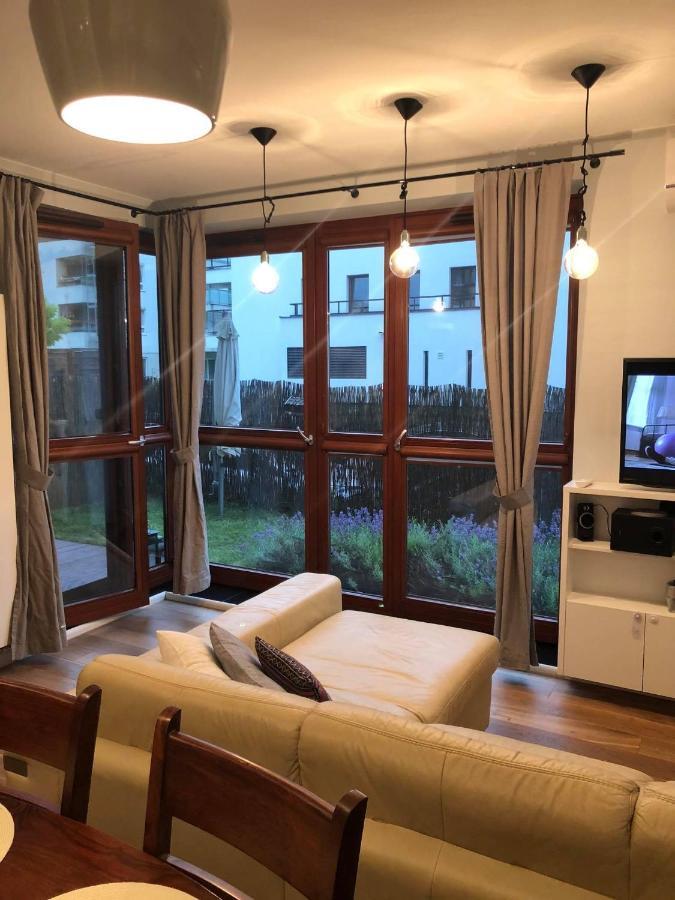 Blekitny Apartament - Wilanow Warszawa Exteriör bild