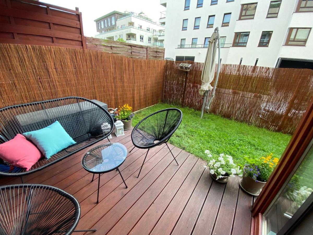 Blekitny Apartament - Wilanow Warszawa Exteriör bild