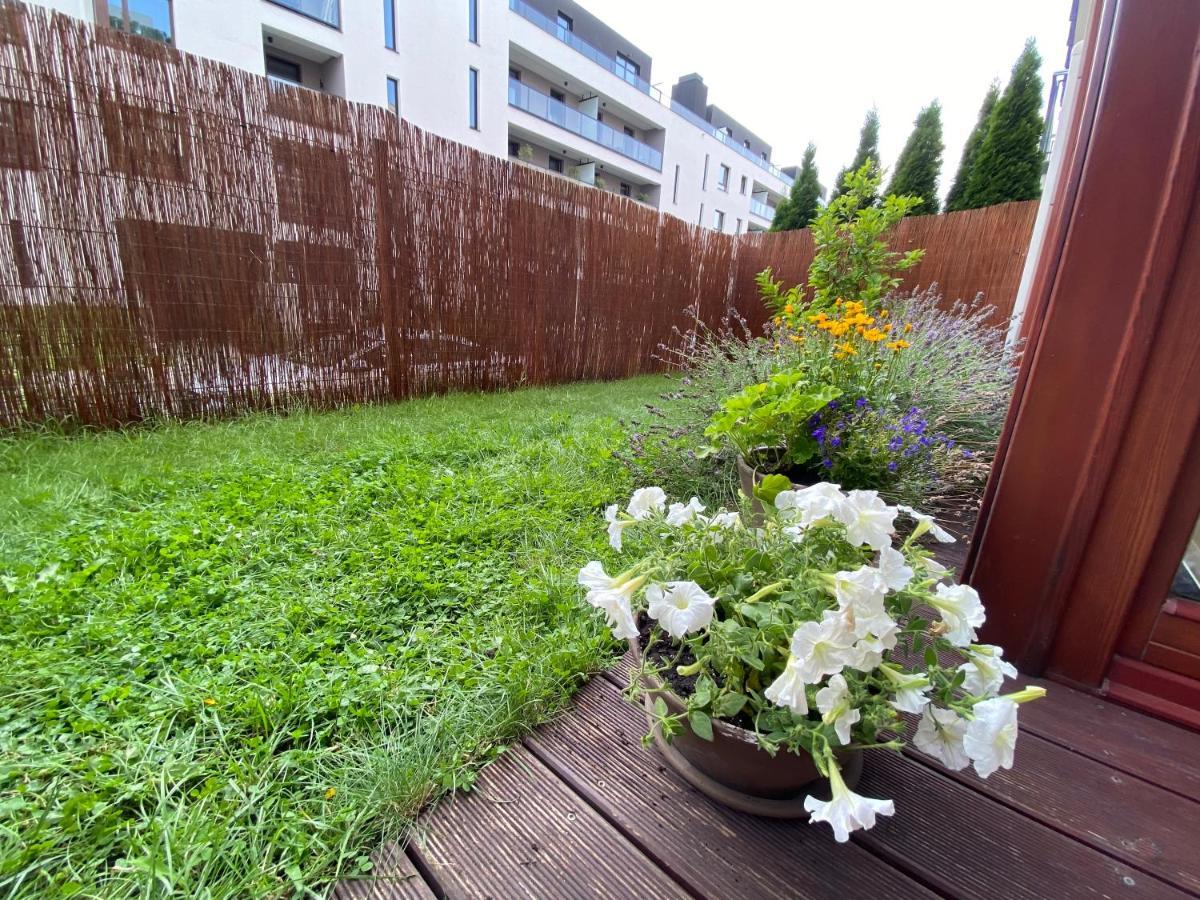 Blekitny Apartament - Wilanow Warszawa Exteriör bild