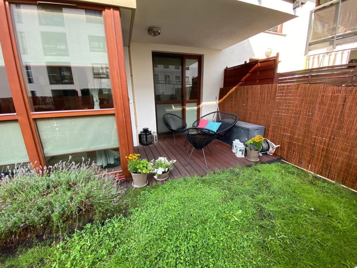 Blekitny Apartament - Wilanow Warszawa Exteriör bild